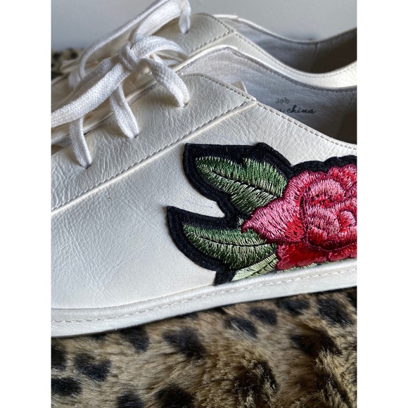 Joie Daryl Leather Sneaker - Picture 8 of 8